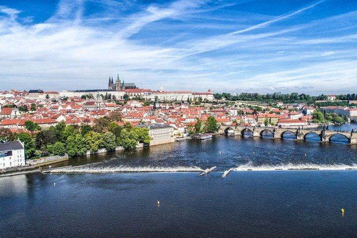 Praag Sightseeing Cruise : 50 - Minute River Experience