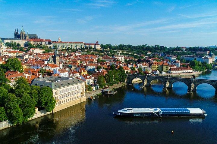 Prag : 2 - Stund Grand Vltava River Cruise
