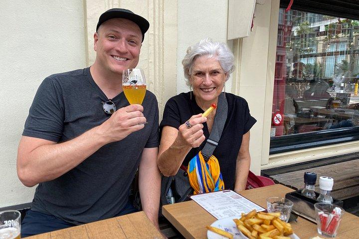 アムステルダムのオランダ語食の市場 チーズとビールツアー