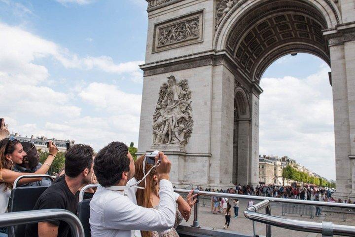 Parijs Open Top City Sightseeing Bus Tour Ticket
