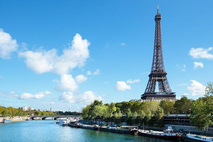 Rouen Shore Excursion: Private Day Trip to Paris