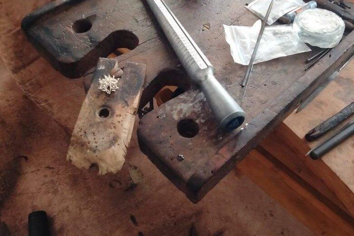 Kandy: Traditional gem & Jewelry making workshop with pickup