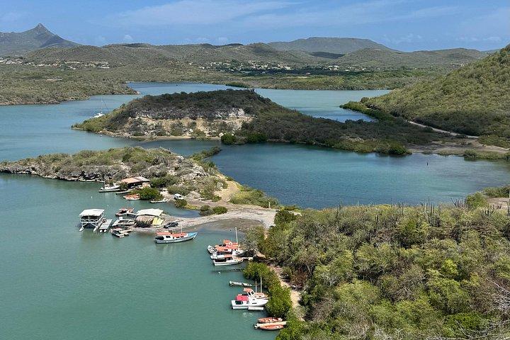 Turtle encounter, Hidden cave and Beach Tour