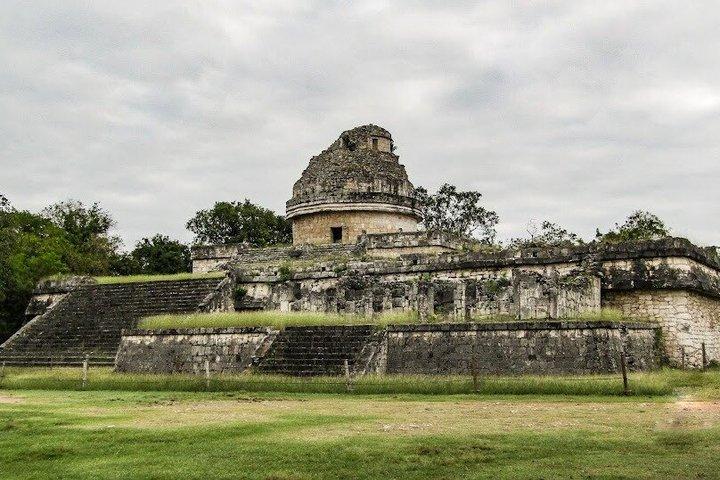 Small Group Chichen Itza Classic Expedition Skip the Lines