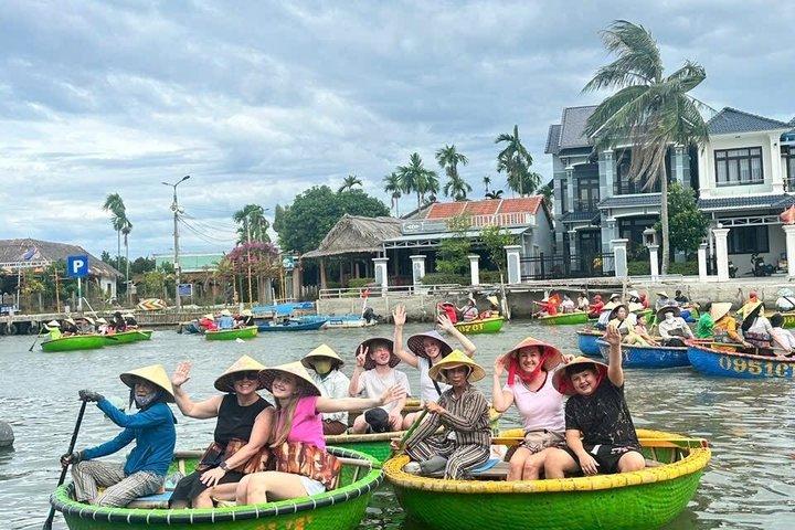 Hoi An Riverside Cooking Class (lokal marknad, korgbåt, fiske)