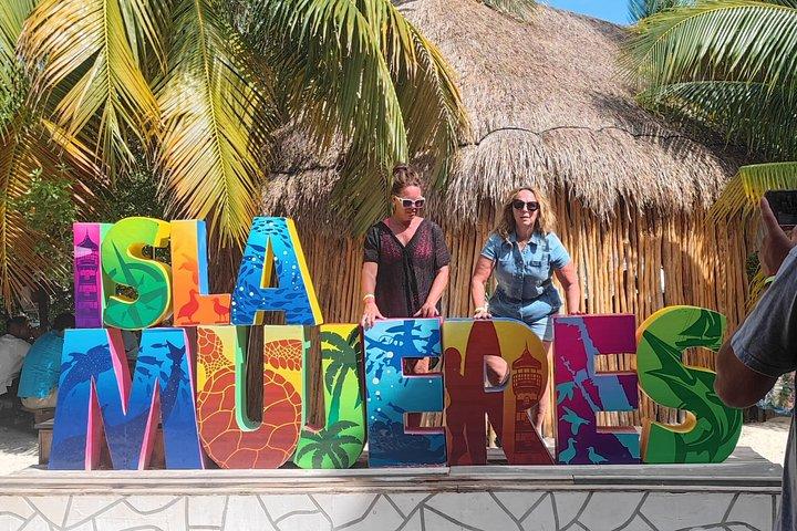 Catamaran naar Isla Mujeres met Open Bar