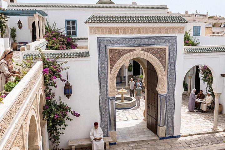 Private Customizable Walking Tour in Sidi Bou Said