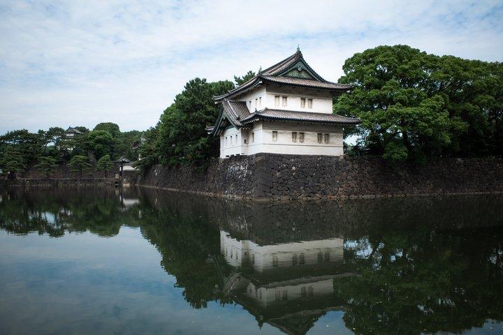 Imperial Palace East Garden en Edo Castle Wandeltocht in Tokio