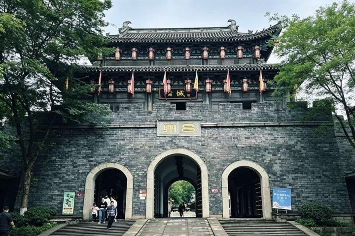 Chongqing Dazu Rock Carvings and Changzhou Town Day Trip
