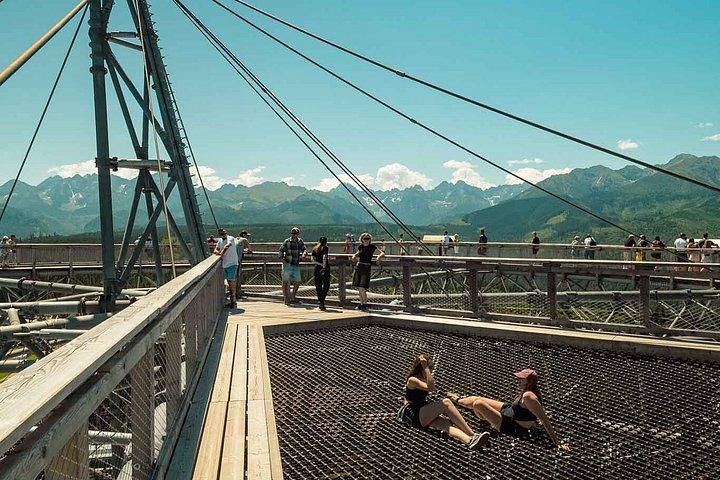クラクフ発 タトラスカイウォーク、クアッドバイク、温泉プライベートツアー