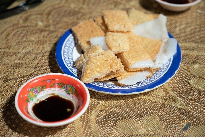 ホイアン：電動バイクで巡るクラフト村と田舎の島々