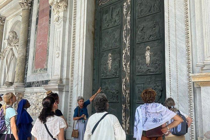 ローマプライベートツアー城壁とアルカエオの外セントポール