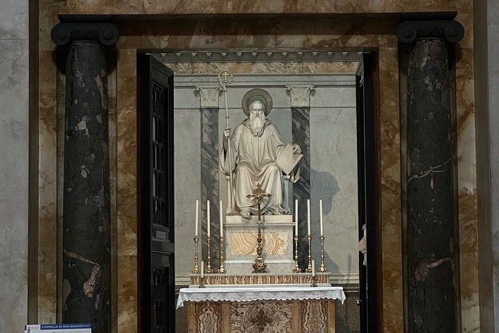 ローマプライベートツアー城壁とアルカエオの外セントポール