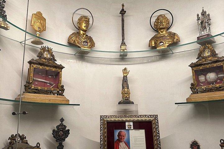 ローマプライベートツアー城壁とアルカエオの外セントポール