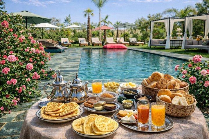 Marrakesch Villa Tagespass : Pool, marokkanisches Mittagessen & Hotelabholung