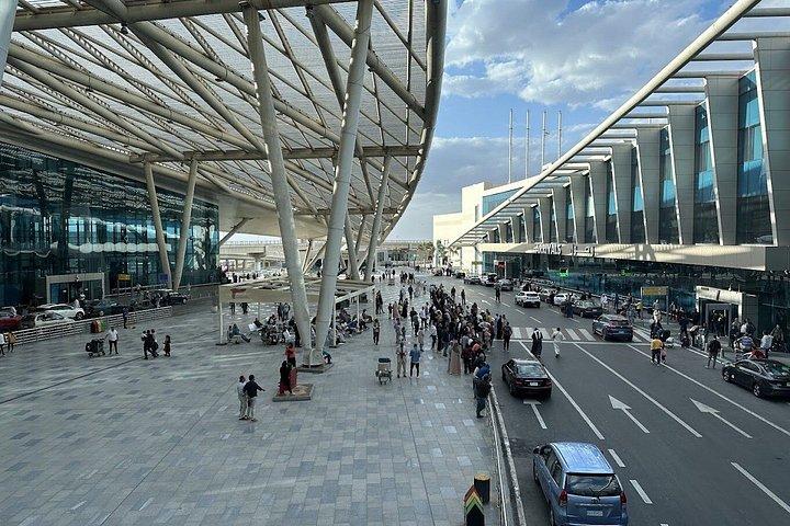 プライベート片道または往復カイロ空港送迎