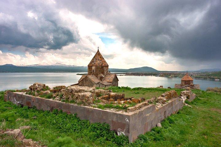 Private 6-7 hour Tsaghkadzor, Kecharis, Lake Sevan, Sevanavank Tour from Yerevan