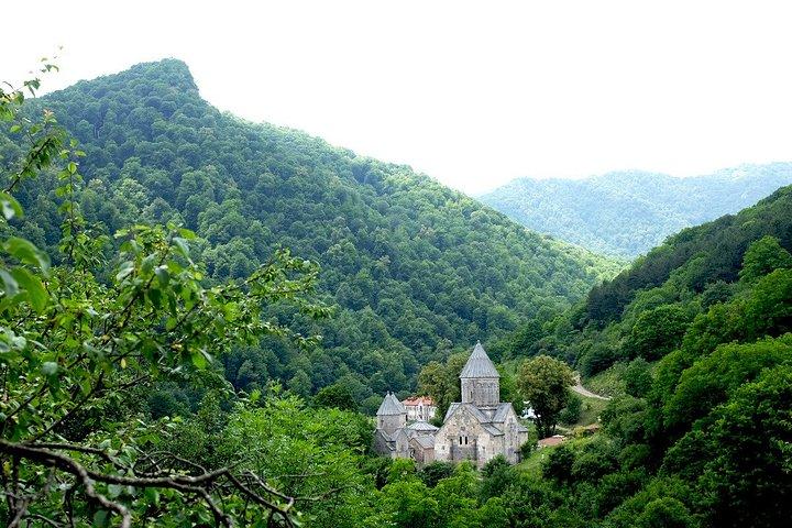 Excursión privada desde el lago Sevan, Sevanavank, Dilijan, Haghartsin, Goshavank desde Ereván