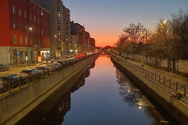 Milan Aperitivo Experience Sip and Explore Navigli