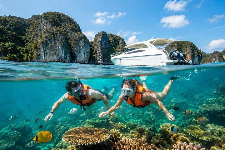 Phi Phi, Maya Bay og Khai Speedboat Tour med parkeringsafgifter inkluderet