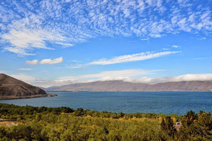 Privater halbtägiger See Sevan, Sevanavank Tour von Eriwan