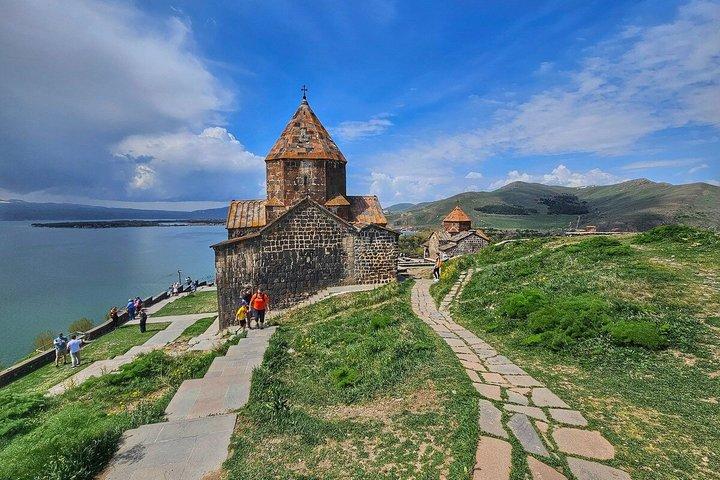 Excursion privée de 7 à 8 heures à Garni - Geghard - Lac Sevan - Sevanavank depuis Erevan