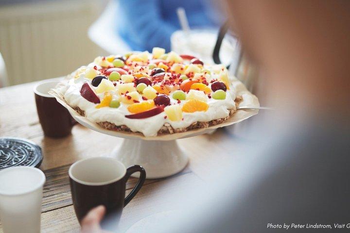 Kaffemik med lokalbefolkningen och Colonial Village Walking Tour