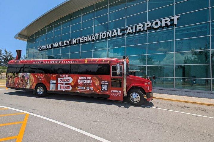 ノーマン・マンリー空港（KIN）からキングストン・ホテルズへの送迎