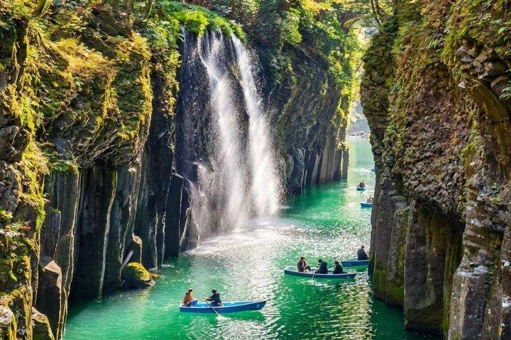 Fukuoka to Mount Aso and Takachiho Gorge Full Day Adventure