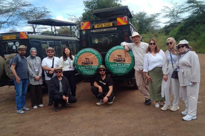 Nairobi National Park Half Day Tour with Jeep with Pickup