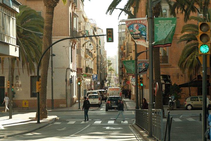 Malaga Self-Guided City Walking Tour & Scavenger Hunt