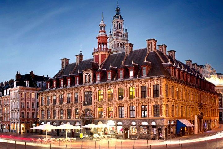 Lille skattjakt och höjdpunkter Självguidad vandringstur