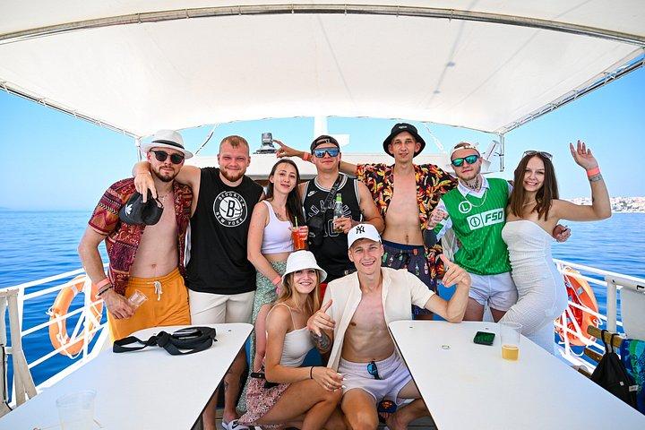 Blue Lagoon/Trogir/Šolta Boat Excursion with Lunch