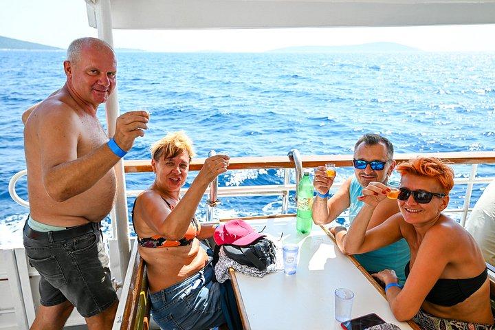 Blue Lagoon/Trogir/Šolta Boat Excursion with Lunch