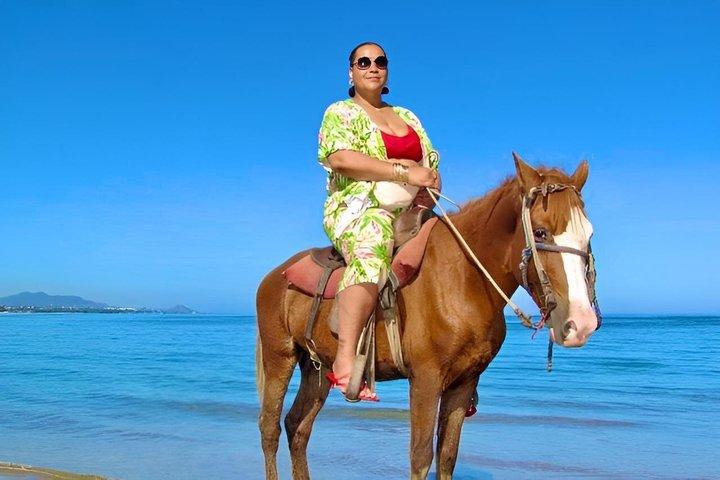 プエルトプラタのビーチ乗馬アドベンチャー