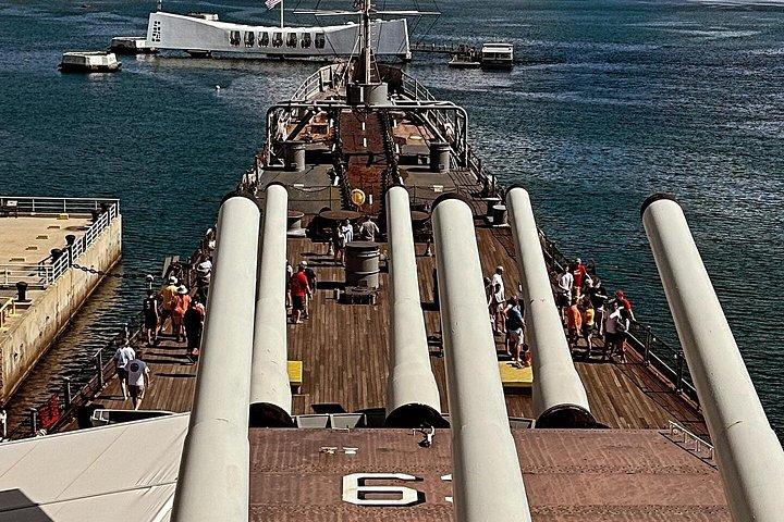 ホノルル発小グループ真珠湾第二次世界大戦歴史ツアー