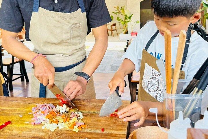 セルク村オールインクルーシブツアー：バロン、クッキング＆シルバークラス