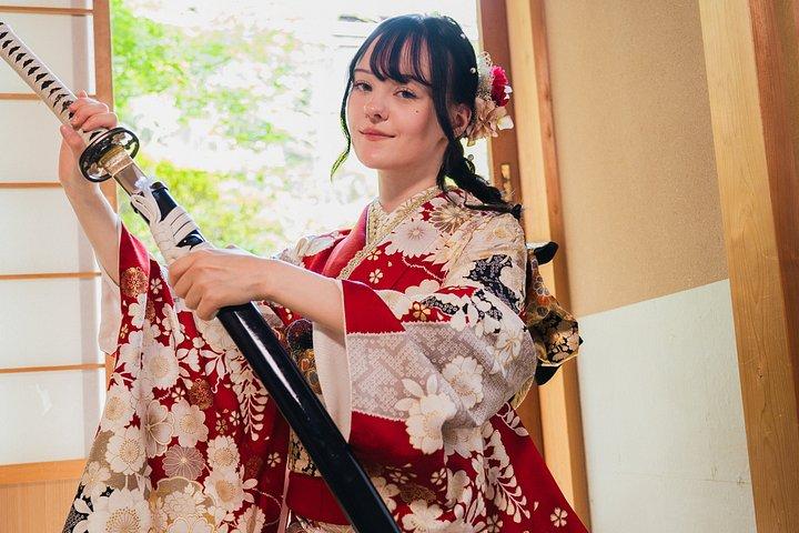 プロの着付けで京都高級シルク着物レンタル