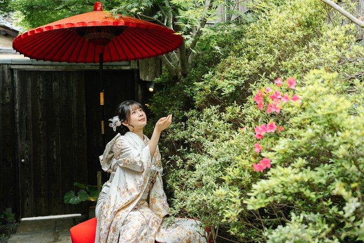 プロの着付けで京都高級シルク着物レンタル