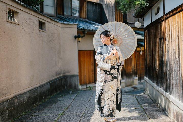 プロの着付けで京都高級シルク着物レンタル