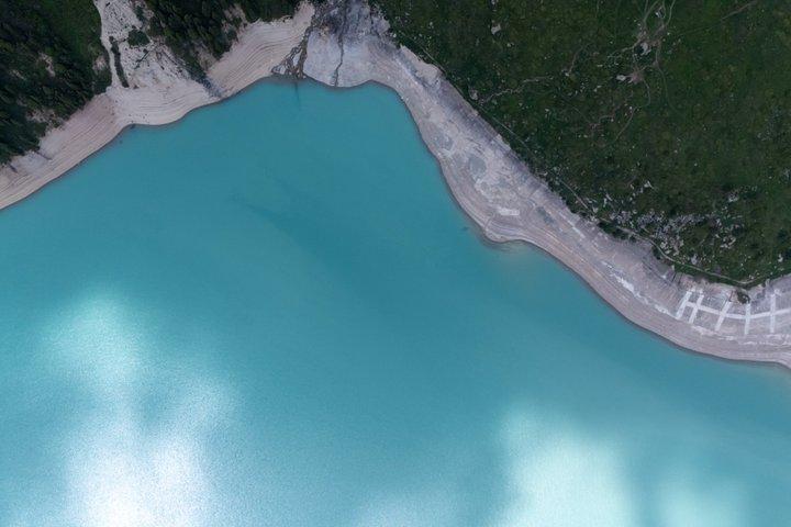 Almaty : Privé jeeptour naar Big Almaty Lake met schilderachtige rit