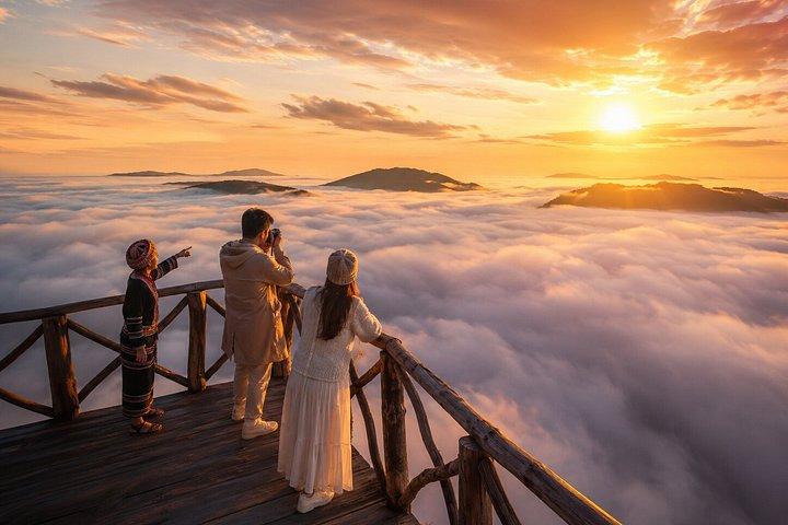 Da Lat Soluppgångsmolnjakt Grupptur