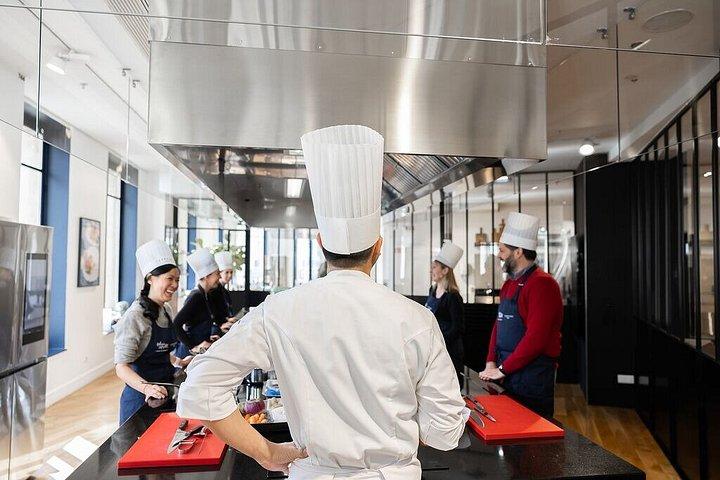 Paris: Ferrandi Baklågekurs & Franskt Vinprovning