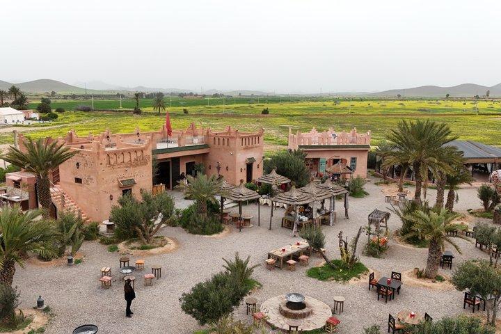 Vuelo en globo por el desierto de Marrakech con vistas al Atlas y desayuno