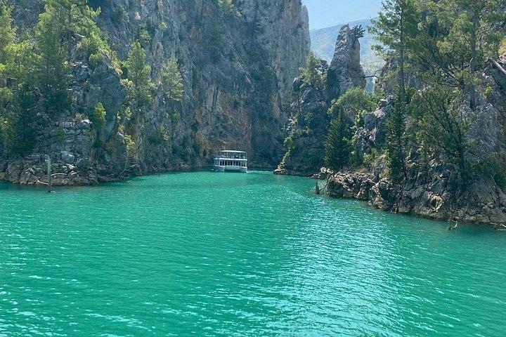 Green Canyon Bootstour mit Mittagessen inklusive