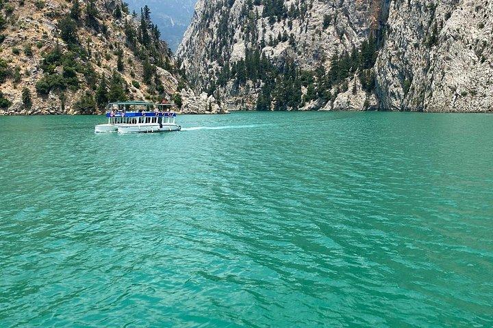 Green Canyon Bootstour mit Mittagessen inklusive