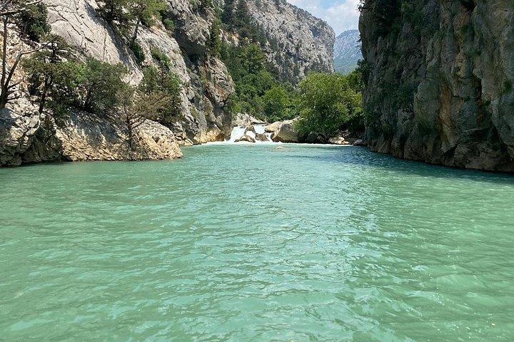 Green Canyon Bootstour mit Mittagessen inklusive