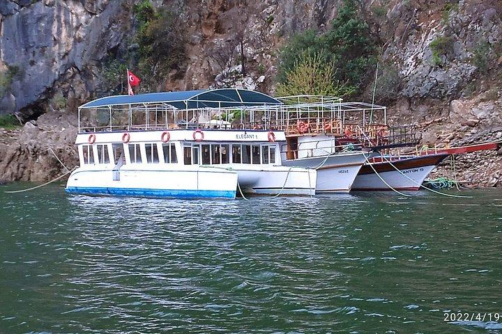 Green Canyon Bootstour mit Mittagessen inklusive