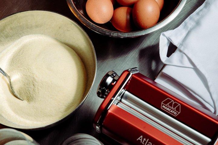 Fettuccine, Ravioli & Tiramisù Cooking Class in Rome