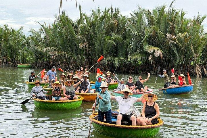 Eco Coconut Basket Boat Ride Hoi An with Free Spinning